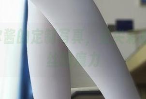 探索西尔酱的定制写真，足尖彩虹与JK白丝的魔力