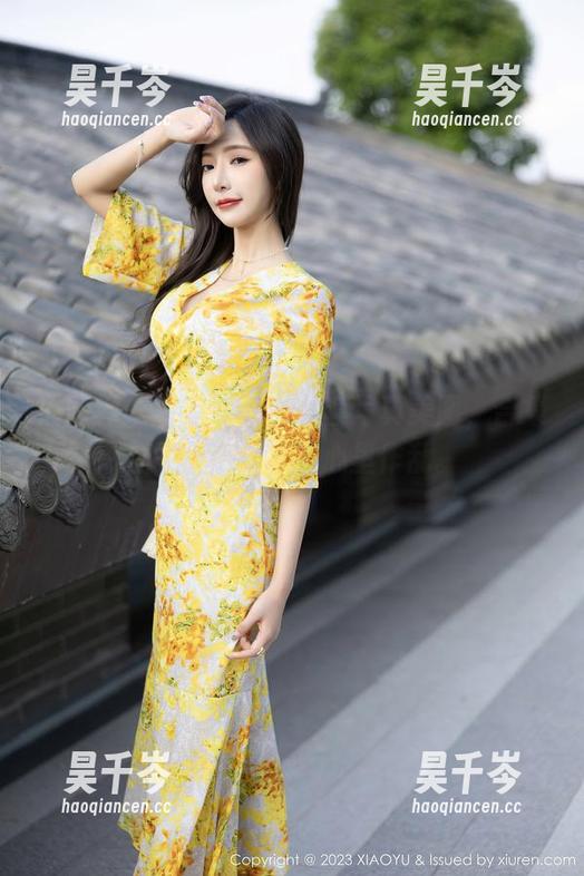 语画界 - 程程程的第二套写真美图，合集里的每一张都在心里作乱。