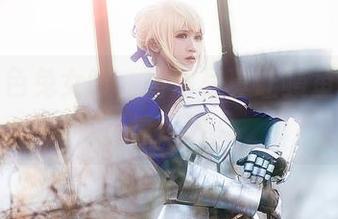 极致黑色兔女郎，高清写真让鳗鱼霏儿的风情尽现。